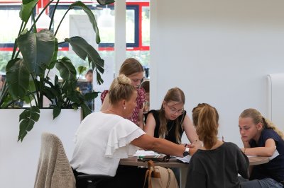 Leerkracht Kindcentrum Bernhard in Steenwijk (groep 7/8)